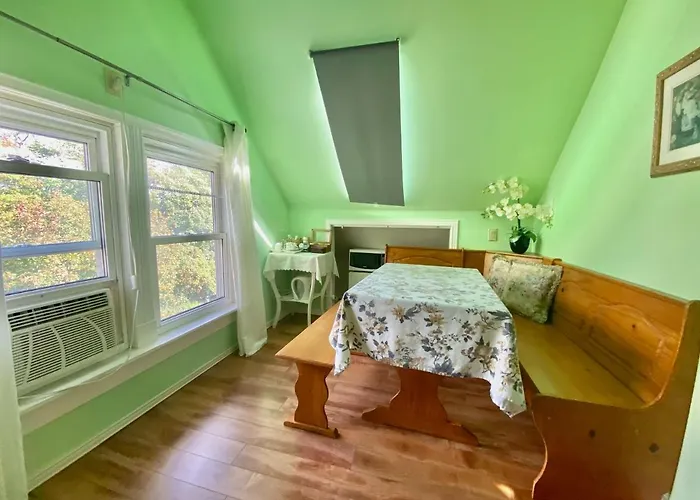 Cozy 1-Bedroom Loft With Falls View 4Mins To Falls