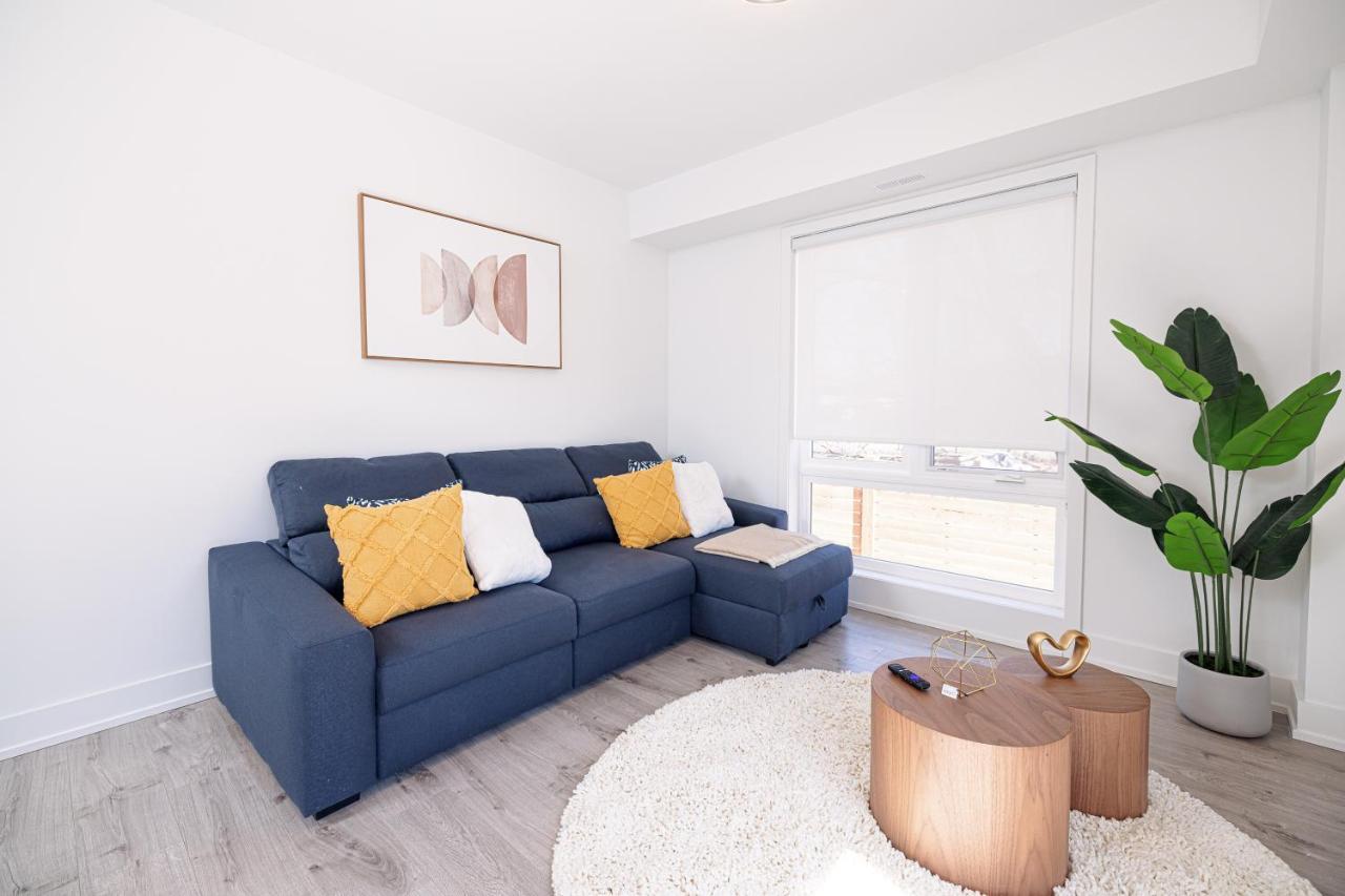 Apartment Luxury & Comfy Apartment, Mins Drive To Attraction