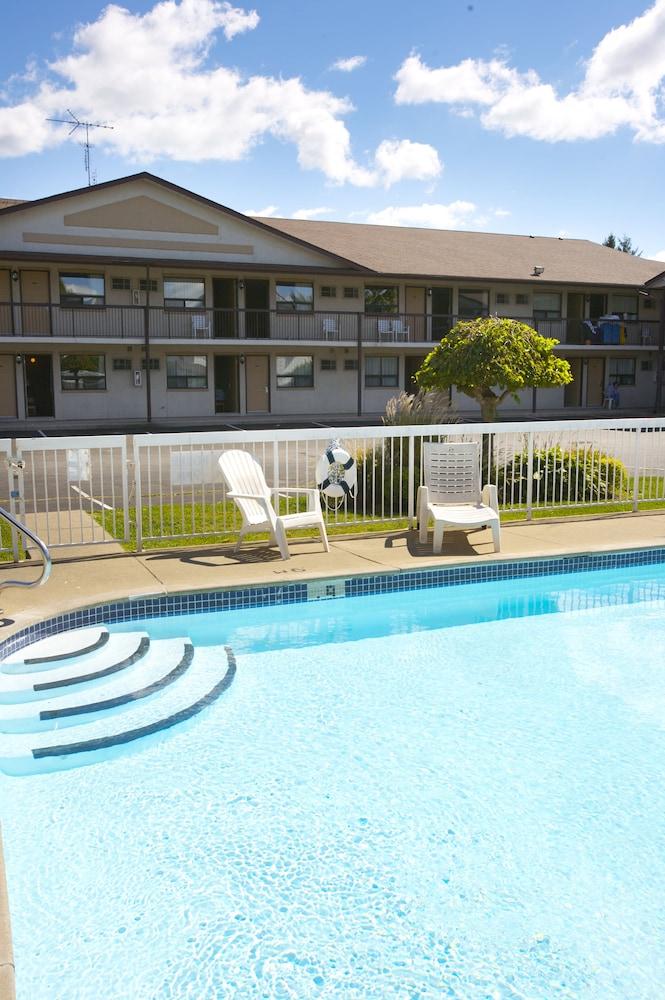 Howard Johnson By Wyndham 2* Niagara Falls