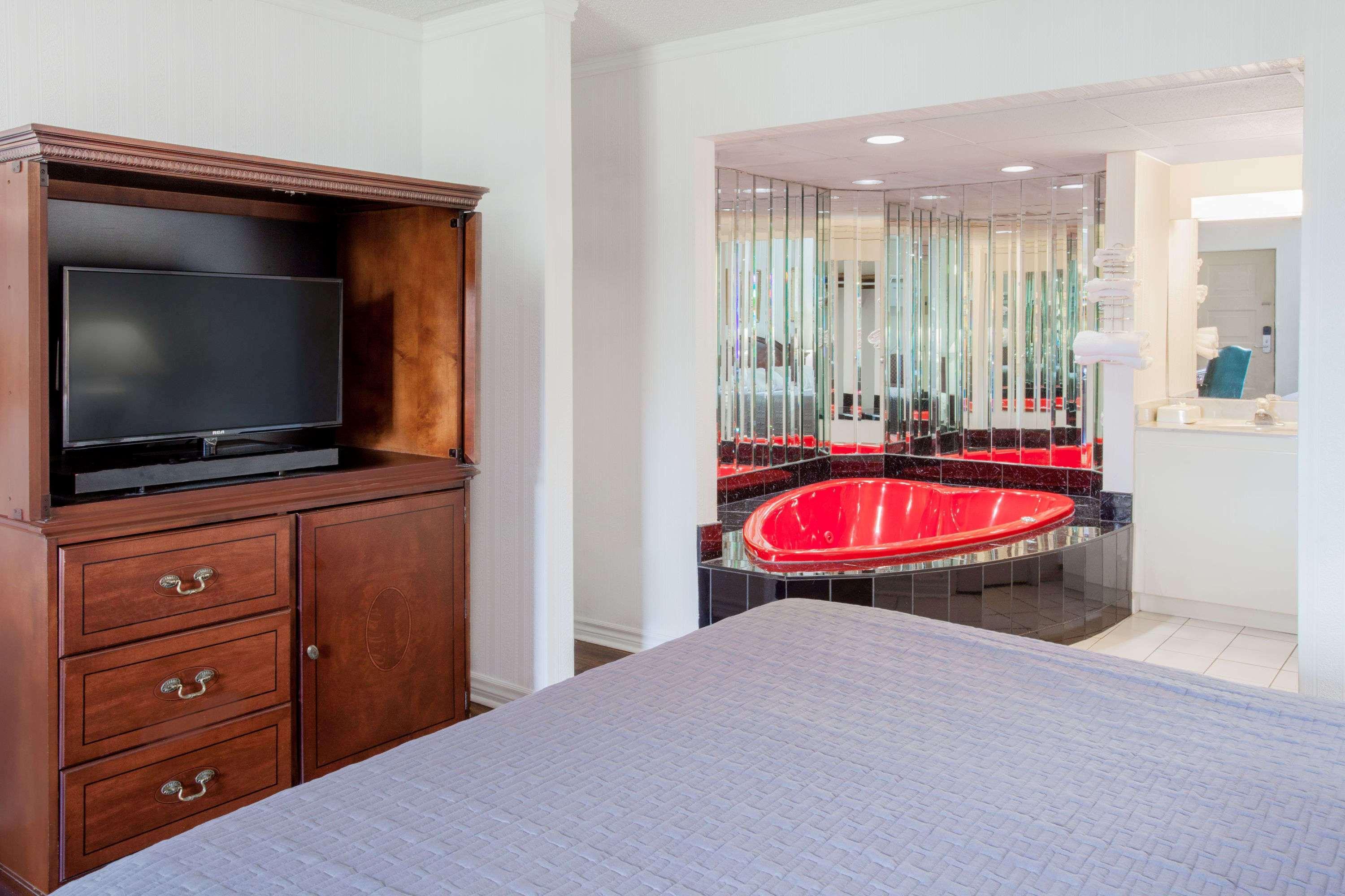 Motel Howard Johnson By Wyndham 2*