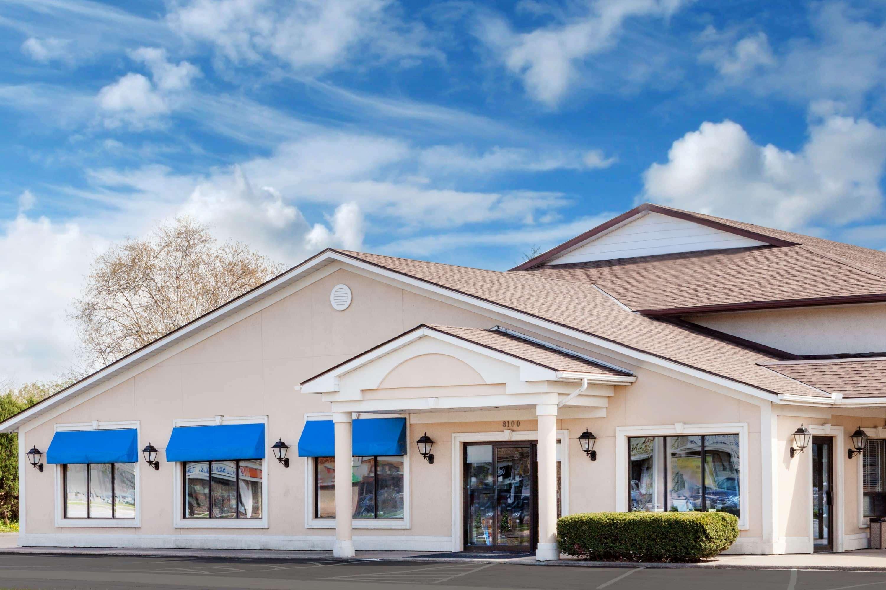 Howard Johnson By Wyndham Niagara Falls