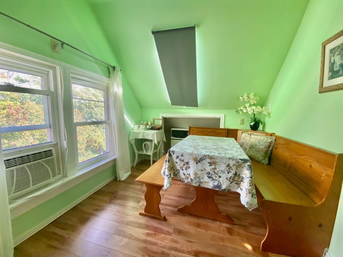Cozy 1-bedroom Loft With Falls View 4mins To Falls