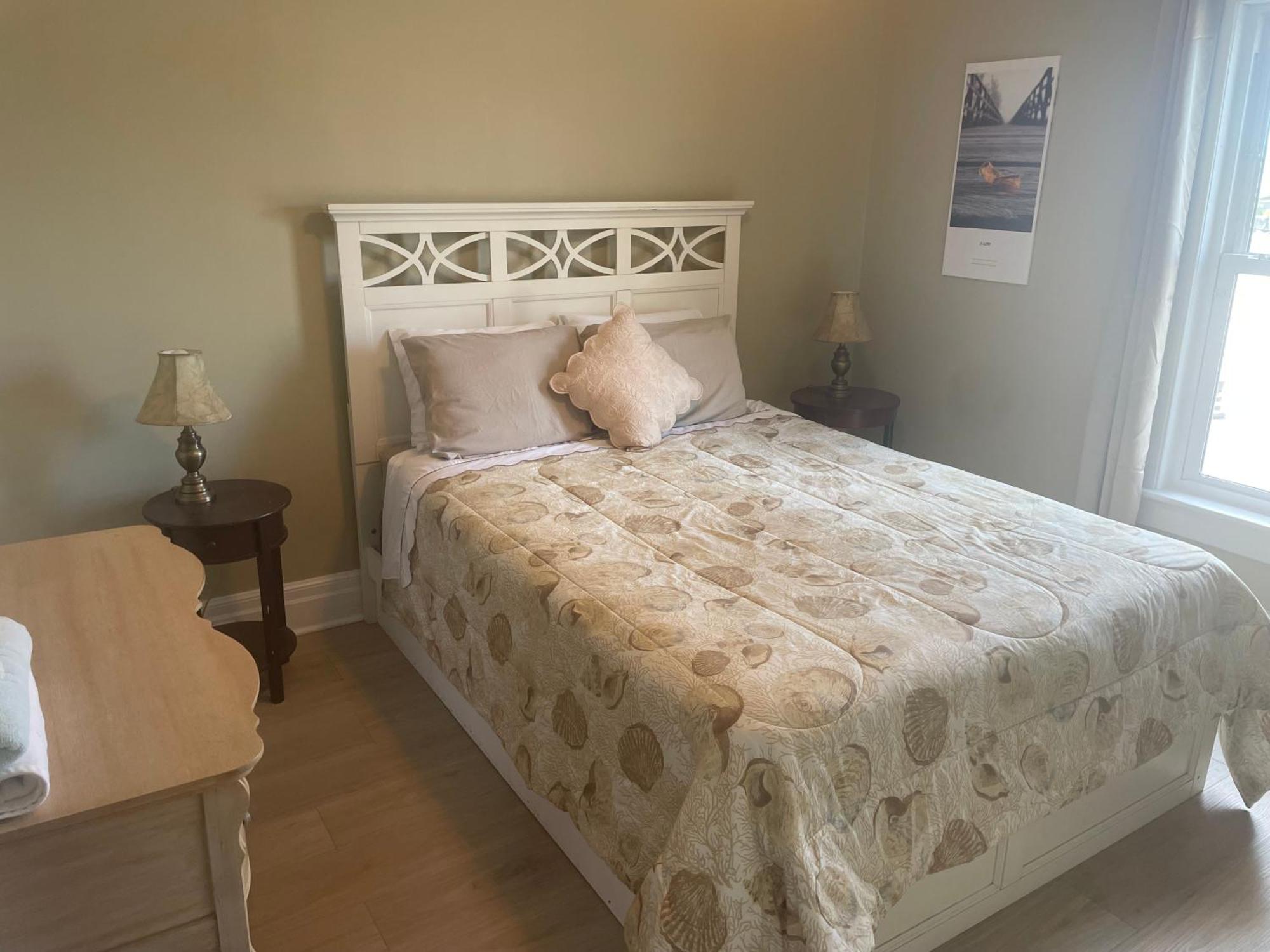 Ultra Close To Clifton Hill And The Falls & Wonderful Free Breakfast Delivered Daily