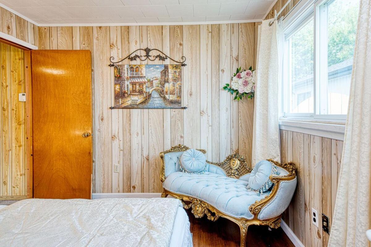 Holiday home L'anciennce Indigo-vintage Stay,hot Tub,5min Falls Niagara Falls