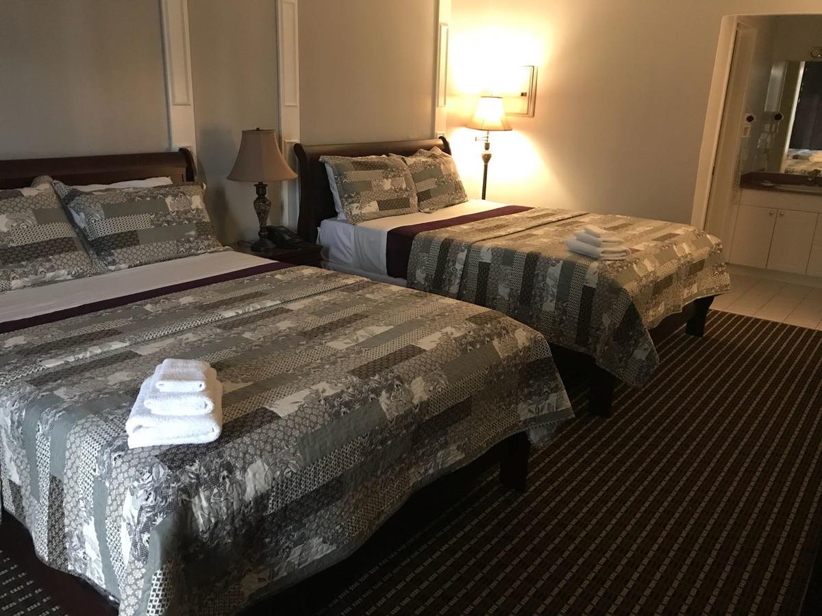 Grewals And Suites Motel