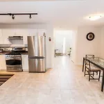 Fallsview Family Home