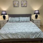 Two-Bedroom Suite With King Bed-4 Minutes To The Falls
