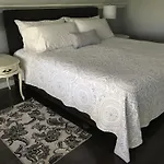Chalet Bed And Breakfast, Niagara-On-The-Lake