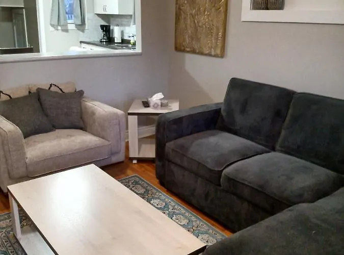 Toronto Furnished Living- Niagara Falls