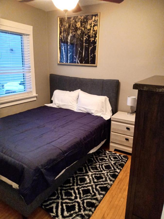 Holiday home Toronto Furnished Living-