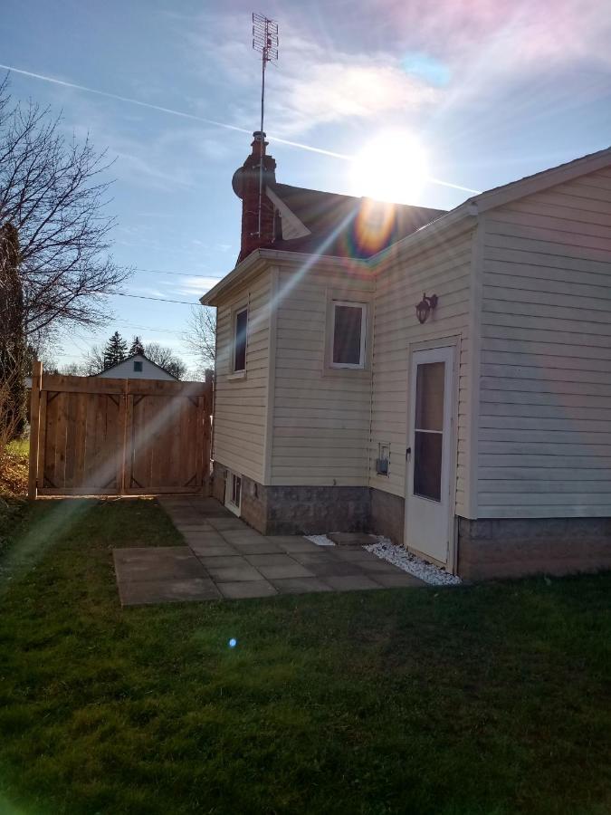 Toronto Furnished Living- Holiday home Niagara Falls