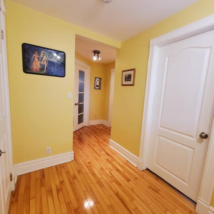 Holiday home Garden 2 Storey House Niagara Falls