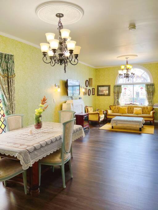 Cozy Holiday home Niagara Falls