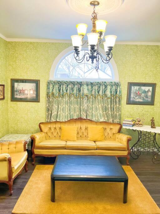 Cozy * Niagara Falls
