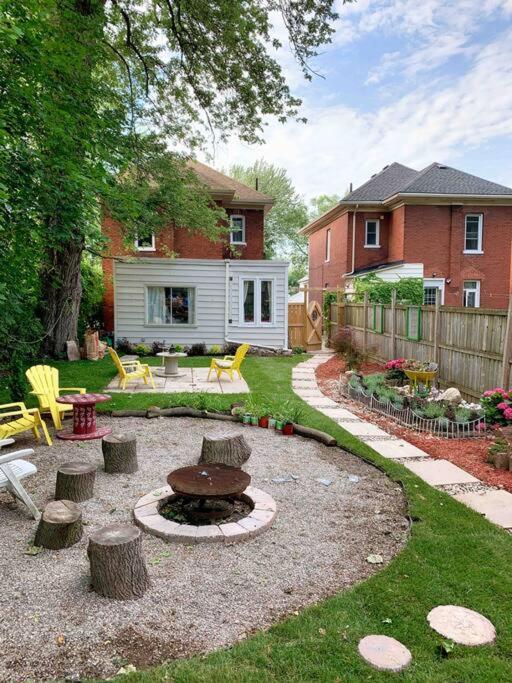 Cozy Holiday home Niagara Falls