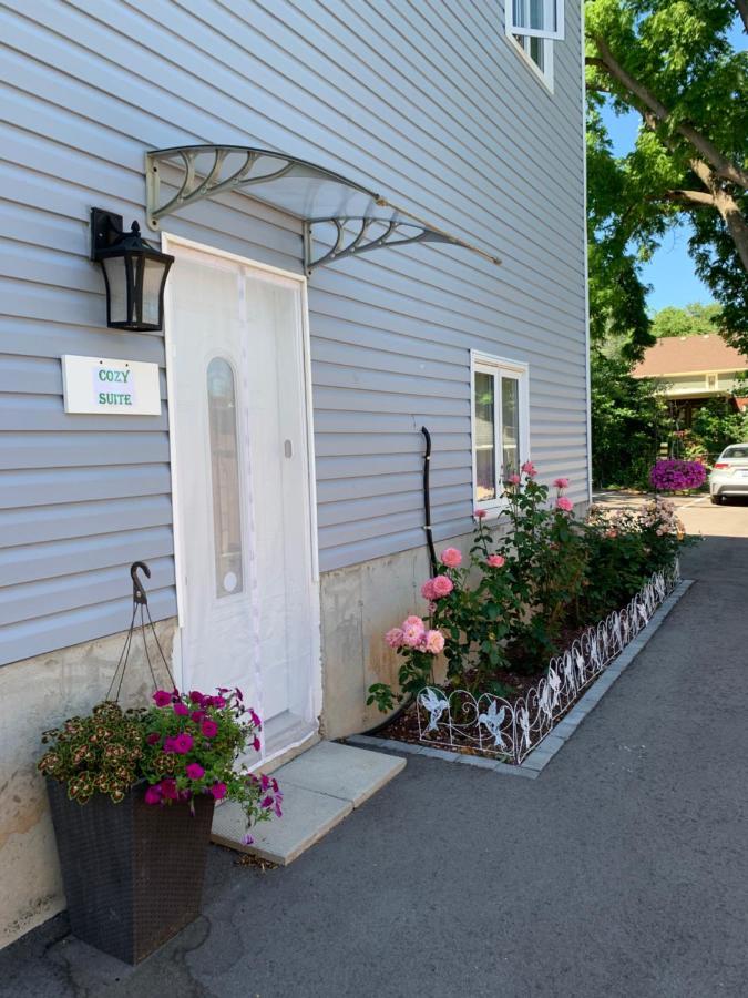 Holiday home Ambiance By The Falls Cozy Niagara Falls
