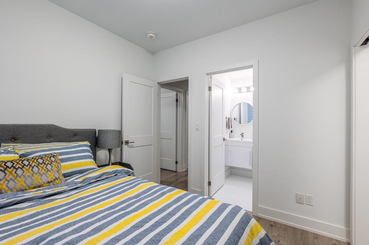 Exquisite 2 Bedroom Apt, Mins To The Falls.