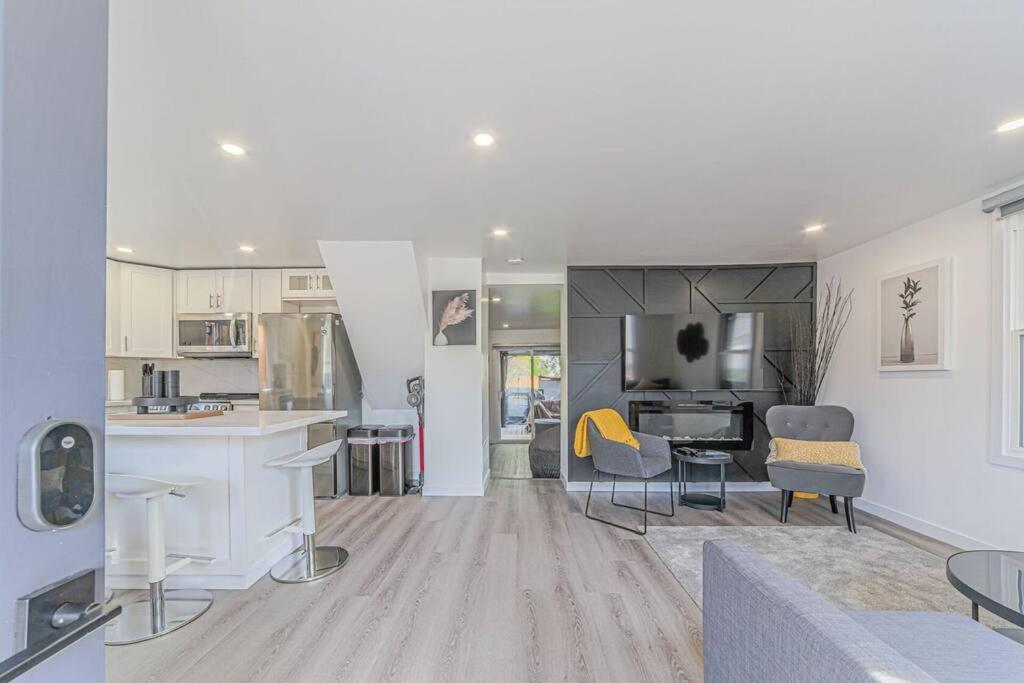 Cheerful 3 Bedroom House