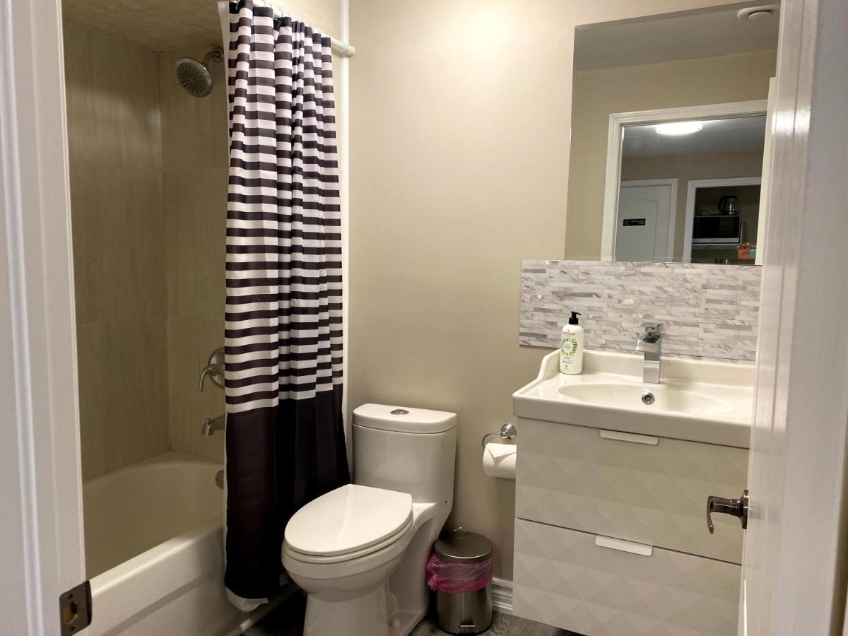 Entire Basement With 3 Bedrooms Holiday home