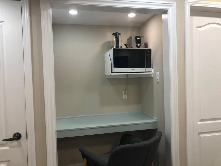Holiday home Entire Basement With 3 Bedrooms
