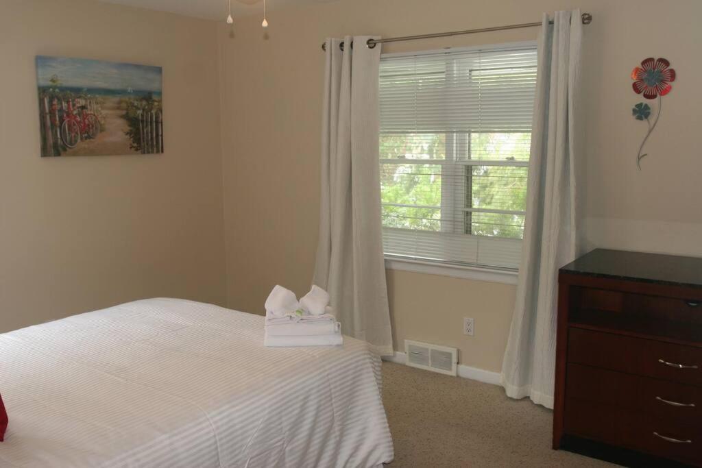 Holiday home Riverview Closest To Falls, Free Breakfast Delivered Daily *