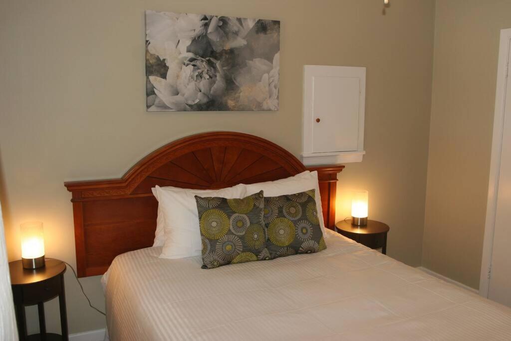 Holiday home Riverview Closest To Falls, Free Breakfast Delivered Daily