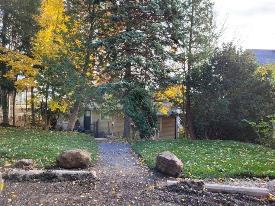 Riverview Closest To Falls, Free Breakfast Delivered Daily * Niagara Falls