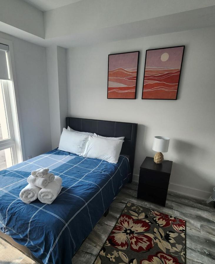Stylish Townhome Gem With Several Amenities Just Minutes To The Falls Apartment