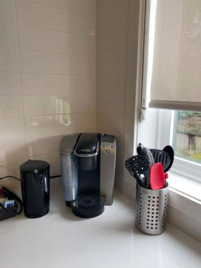 Stylish Townhome Gem With Several Amenities Just Minutes To The Falls * Niagara Falls