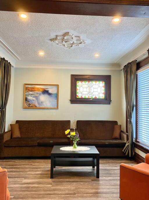 Apartment Cozy Suite-walk To The Falls! *