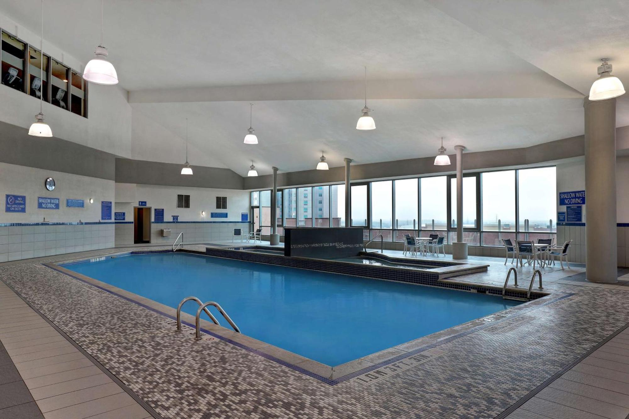 Embassy By Hilton Falls/ Fallsview 4*