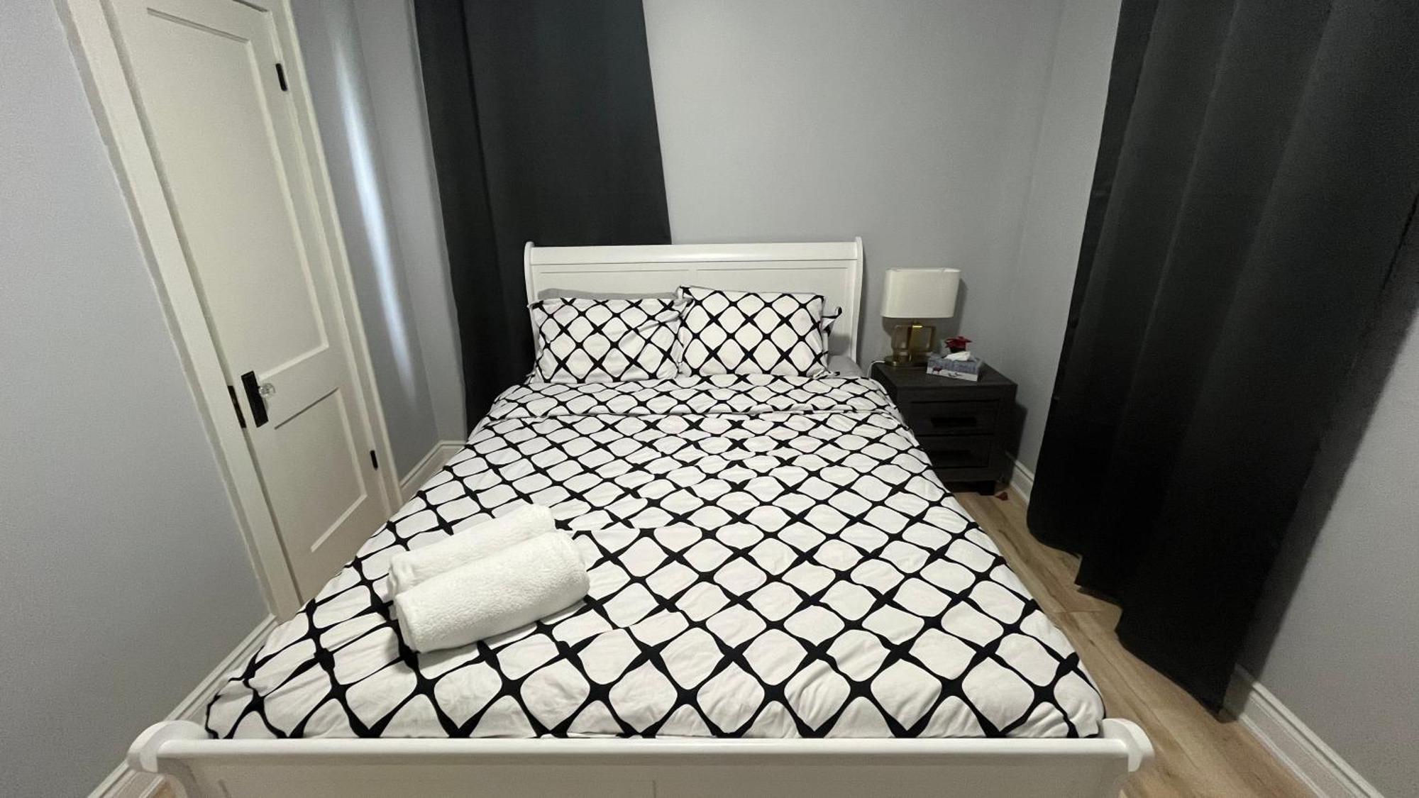 Holiday home Renovated - Walk To Falls & Tourist District *