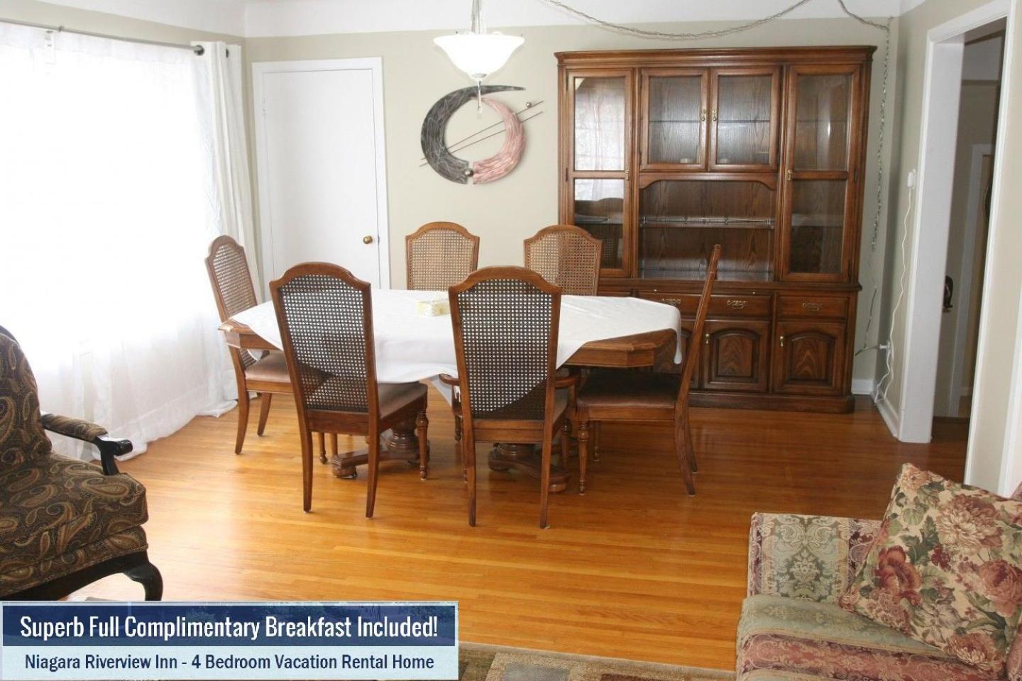 Riverview Closest To Falls, Free Breakfast Delivered Daily Holiday home Niagara Falls