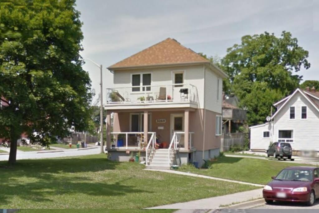 Holiday home Peaceful On Palmer Ave - Close To The Falls & Complimentary Breakfast Delivered Daily To The
