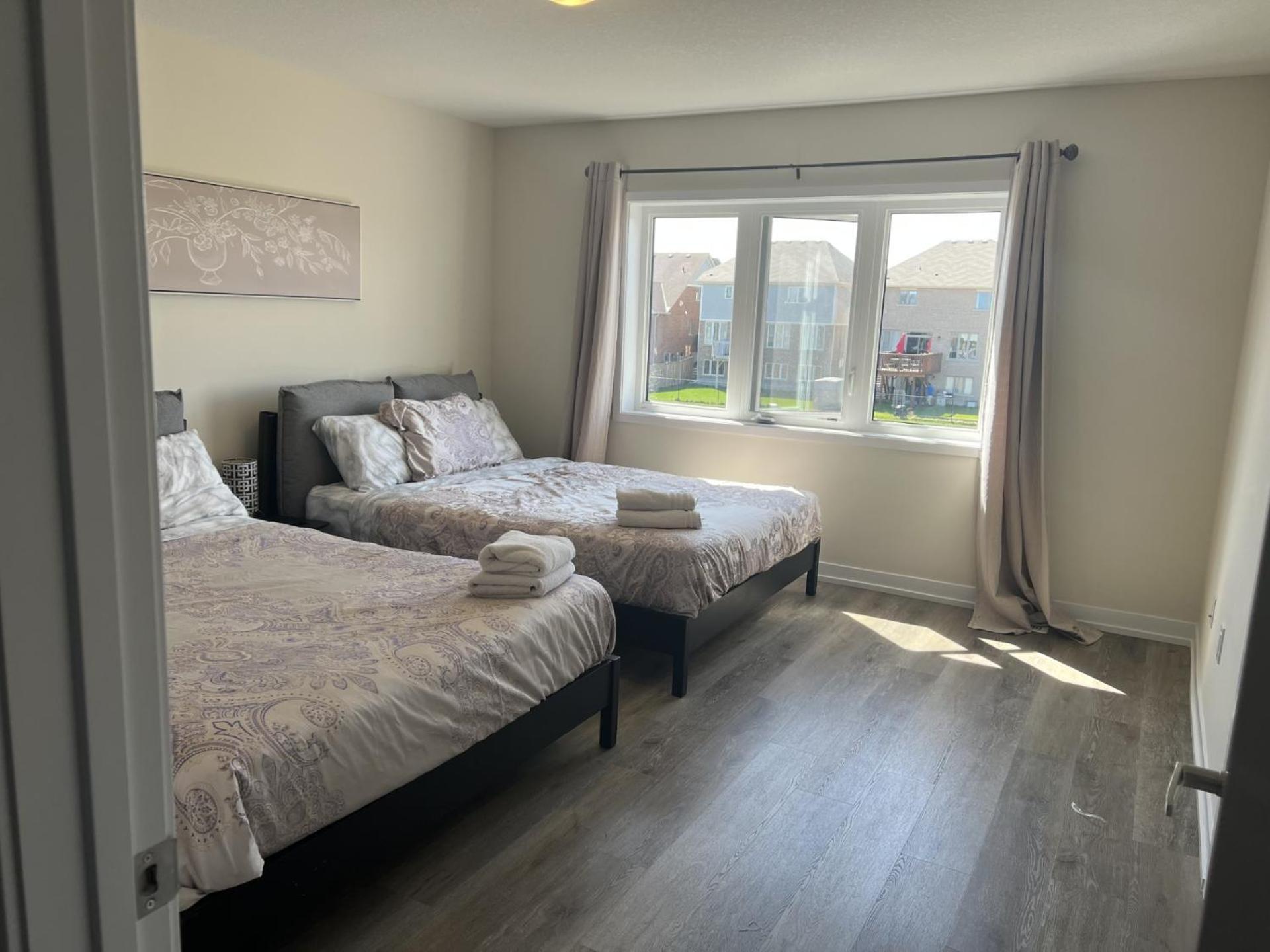 Luxury Town Close To Fairview Casino In Niagra Falls Holiday home *