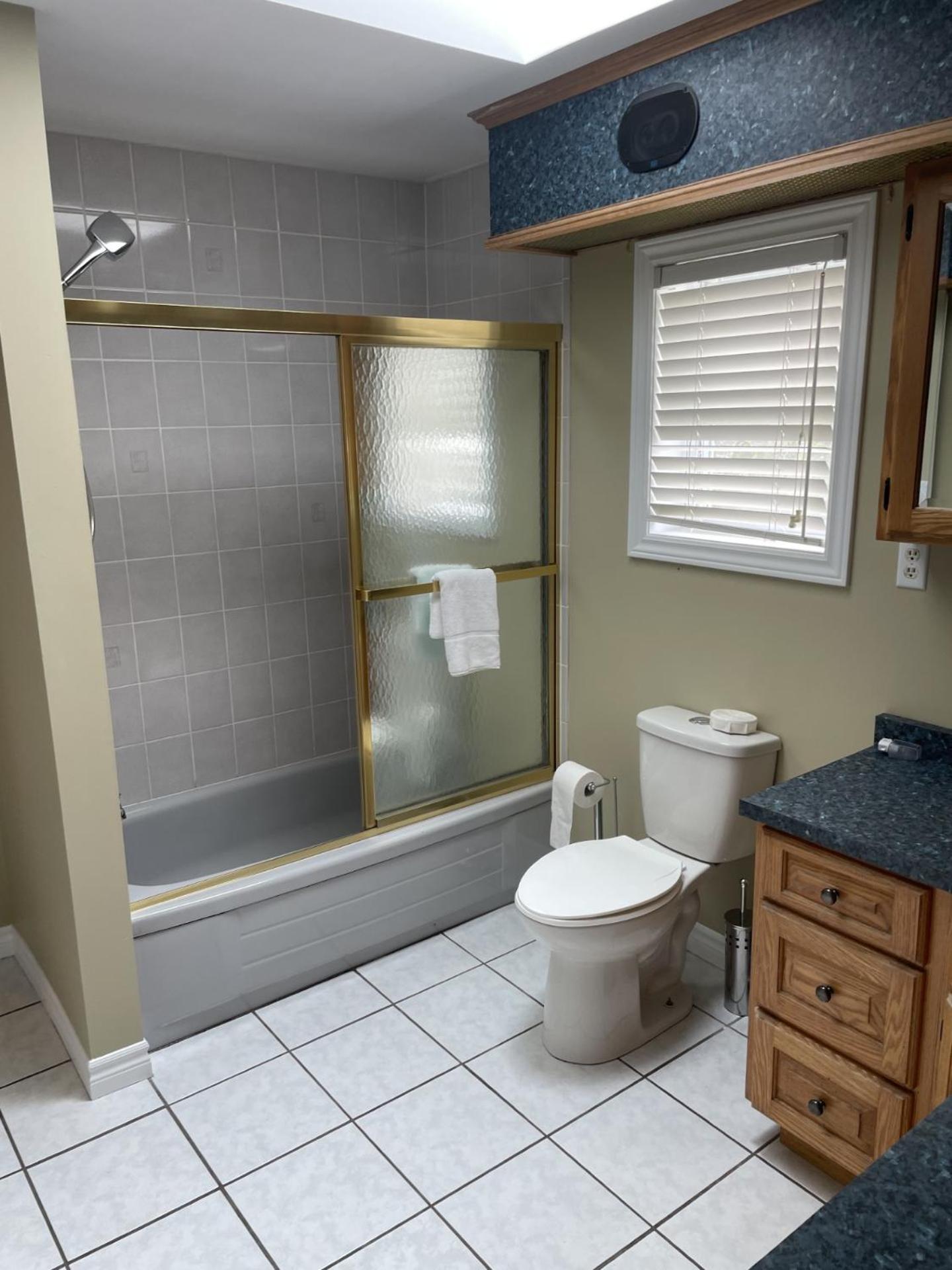Holiday home Peaceful On Palmer Ave - Close To The Falls & Complimentary Breakfast Delivered Daily To The Niagara Falls
