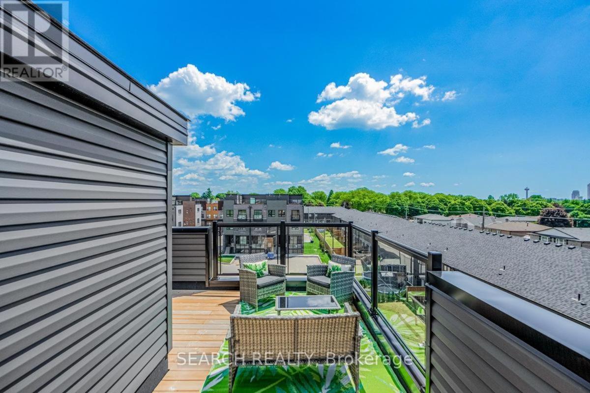 Cozy 3 Story Townhouse! Niagara Falls
