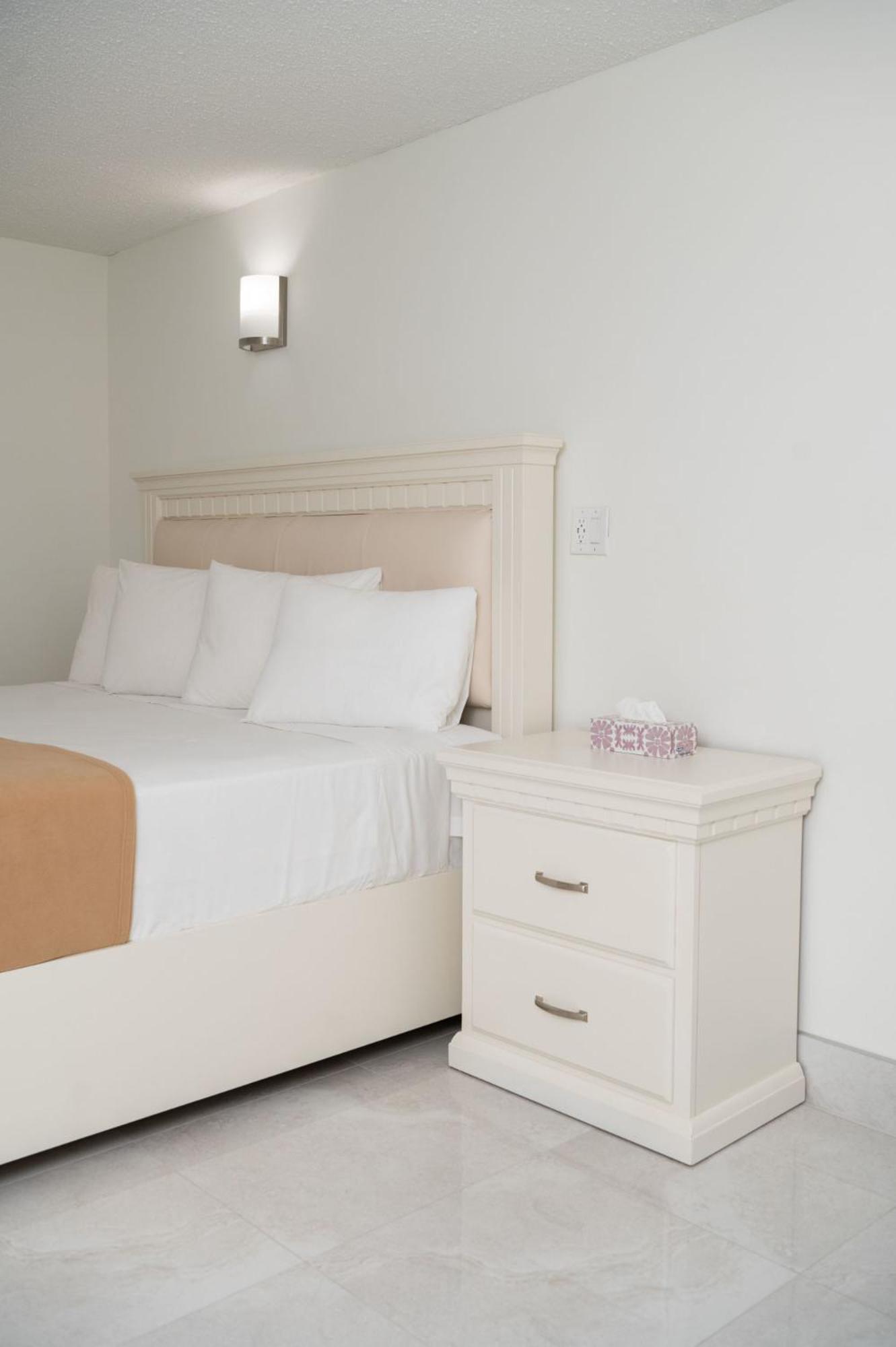 Diplomat 3* Niagara Falls