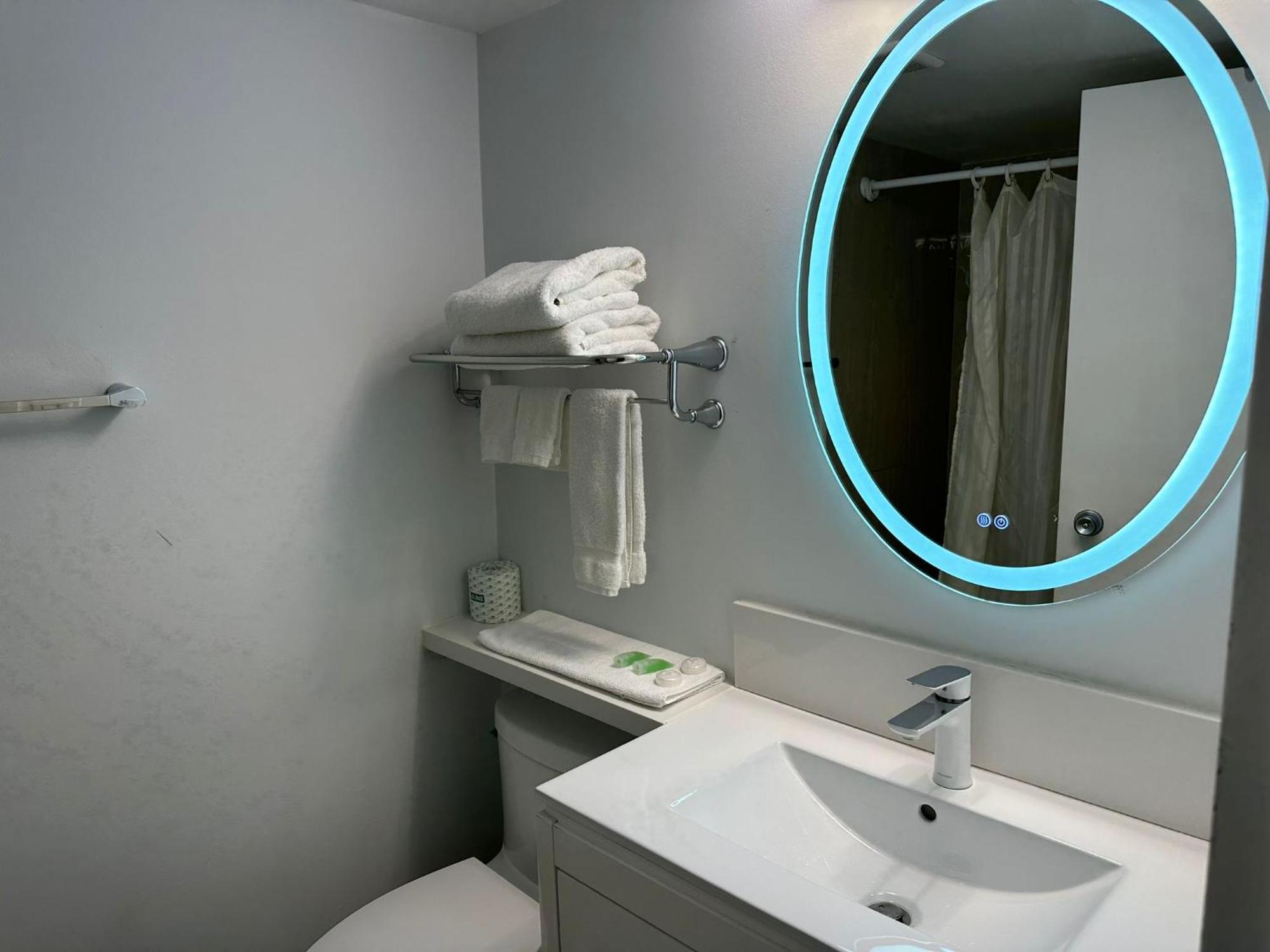 Diplomat 3* Niagara Falls