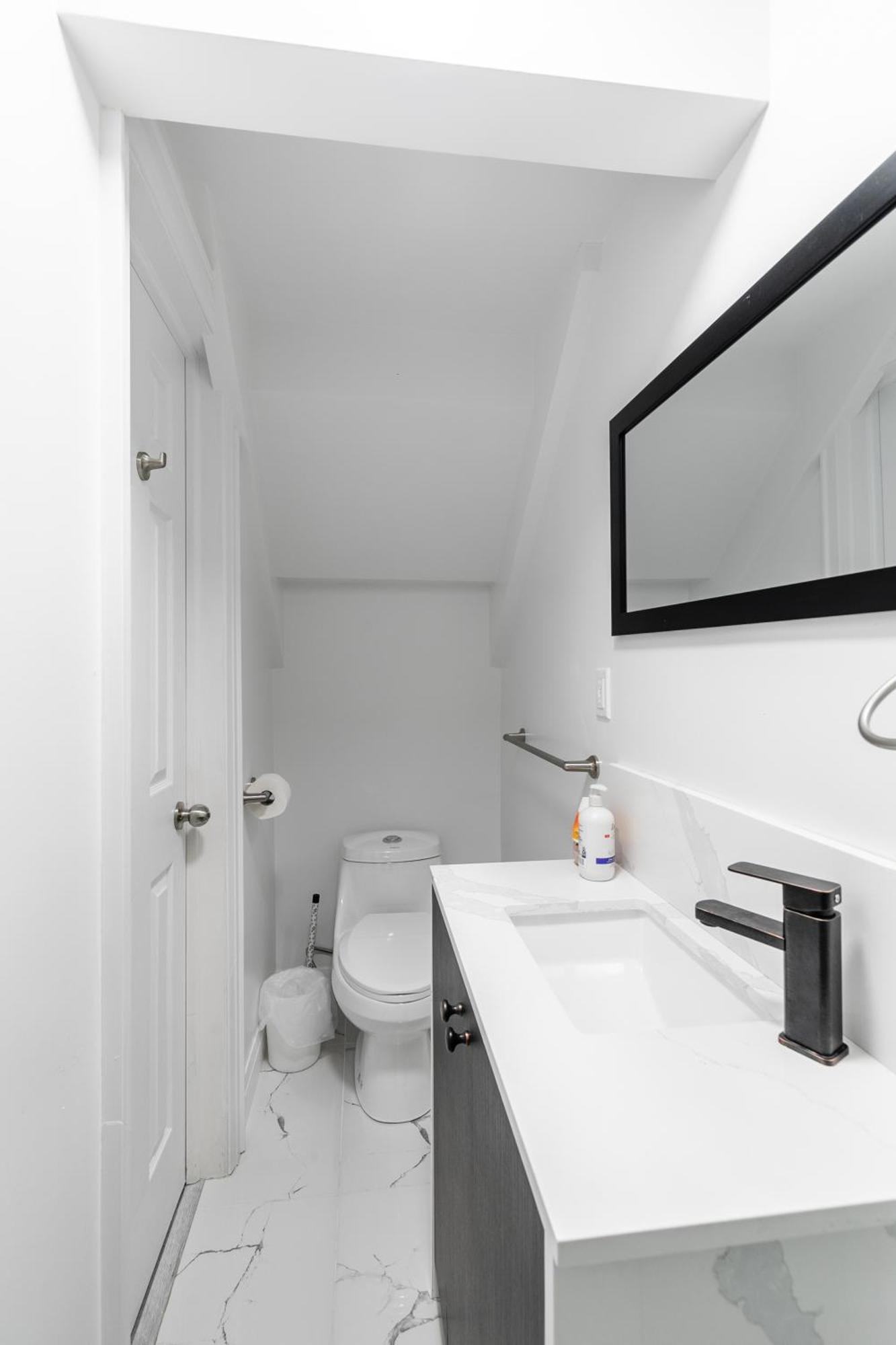Villa Beautiful Renovated 3 Mins Drive To Fall