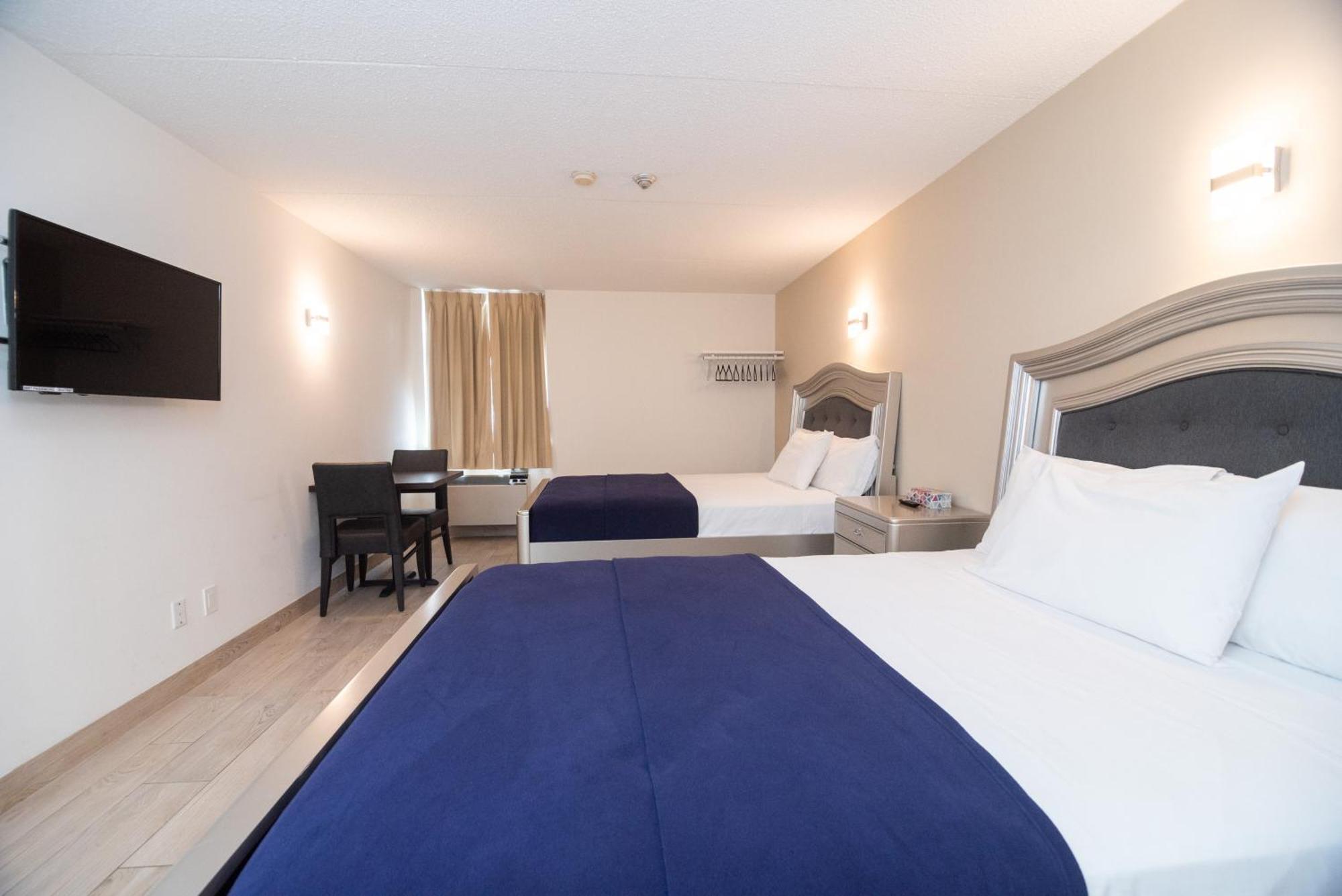 Hotel Diplomat