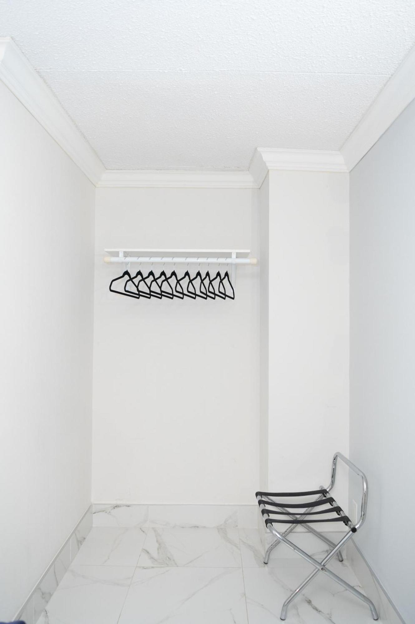 Diplomat Hotel 3*