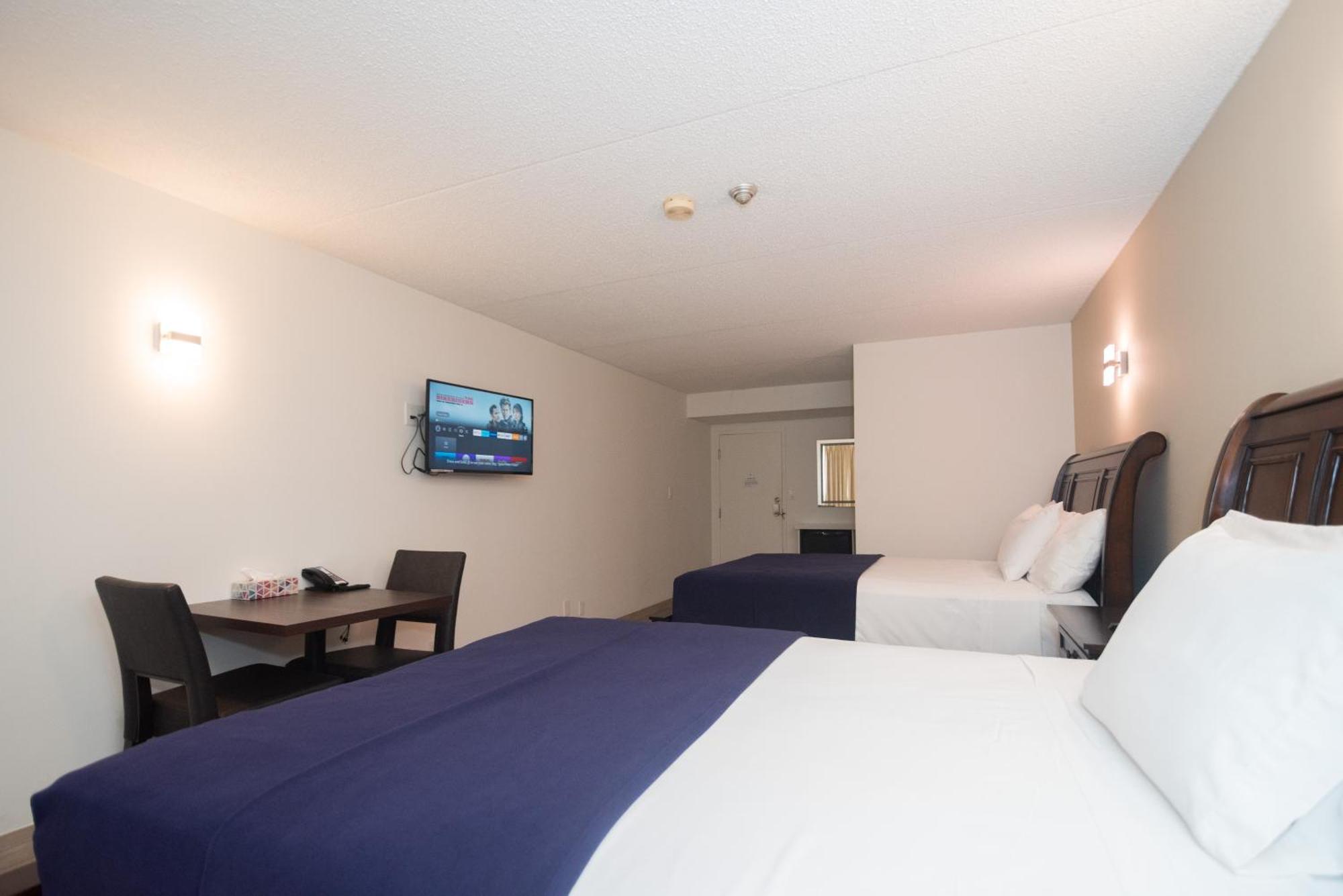 Diplomat Hotel 3*