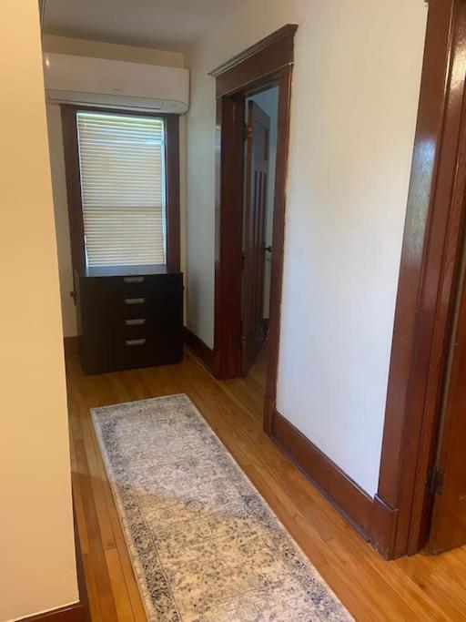 Fallsview Area! Only 10 Min Walk *