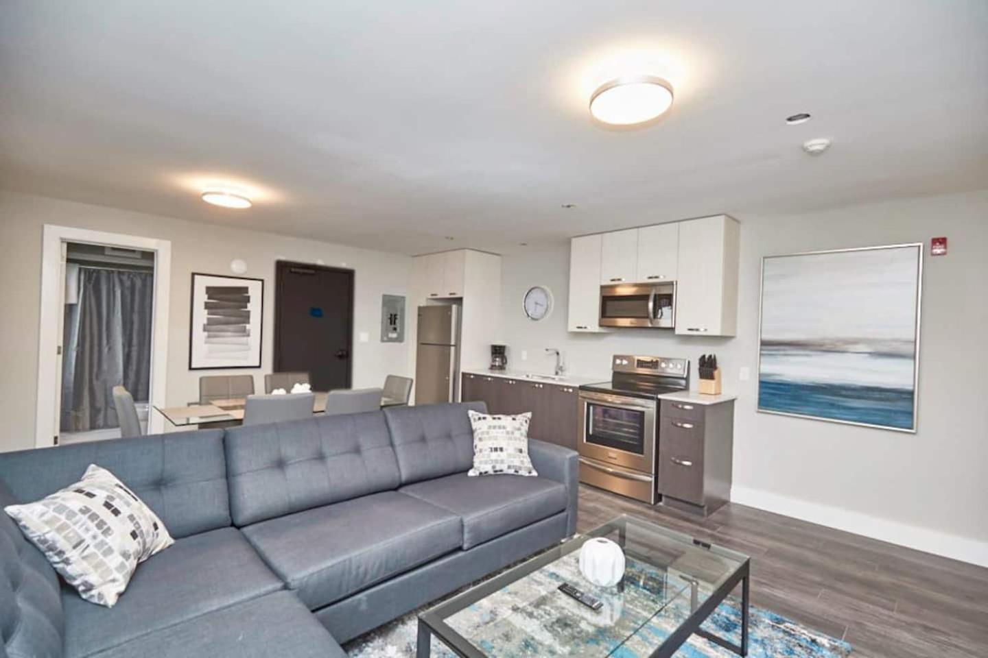 Clifton Hill Hideaway 2a - Two Bedroom Apartment