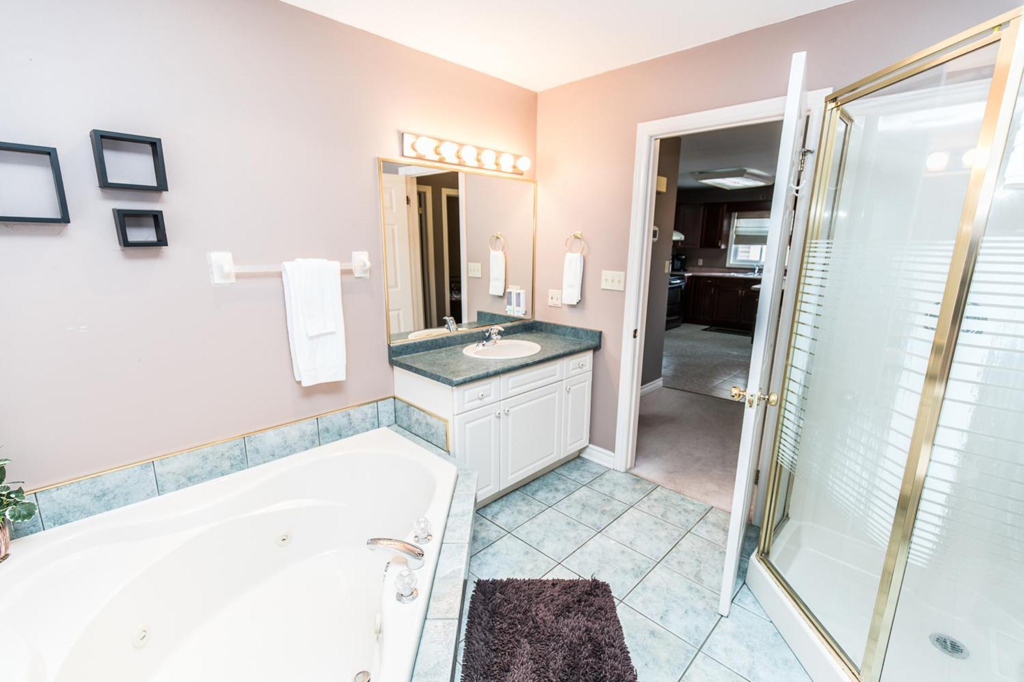 Holiday home Serenity Retreat Niagara Falls
