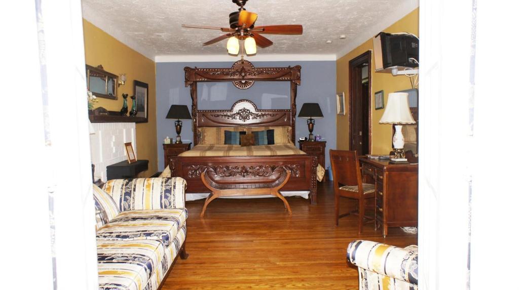 A Night To Remember Bed & Breakfast Niagara Falls