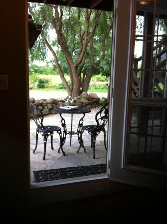 Bed & Breakfast Chalet On The Lake 4*