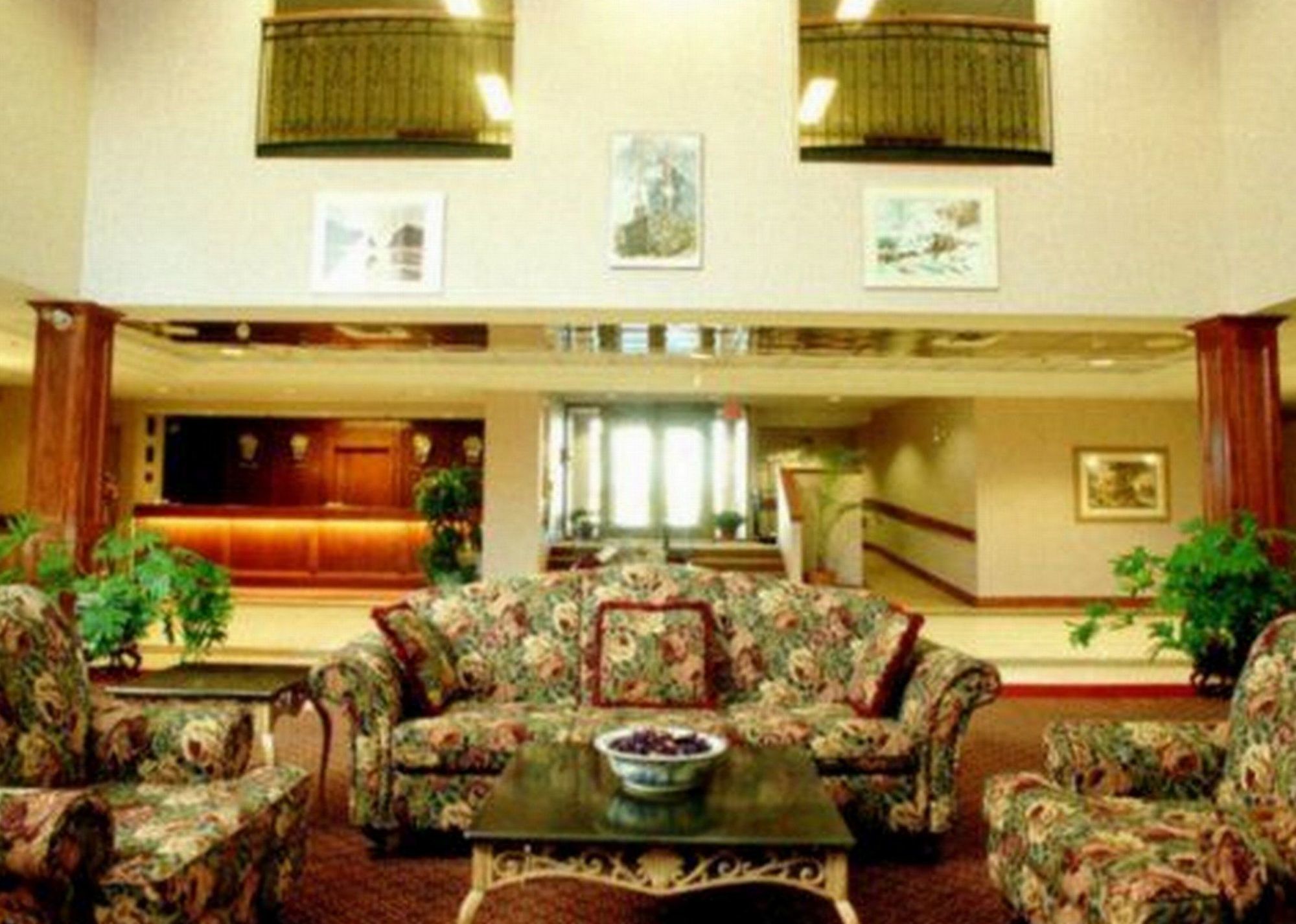 Hotel Peninsula 3*