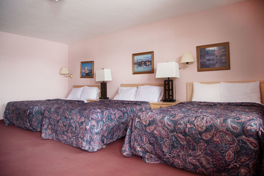 Motel Rockwell 2*